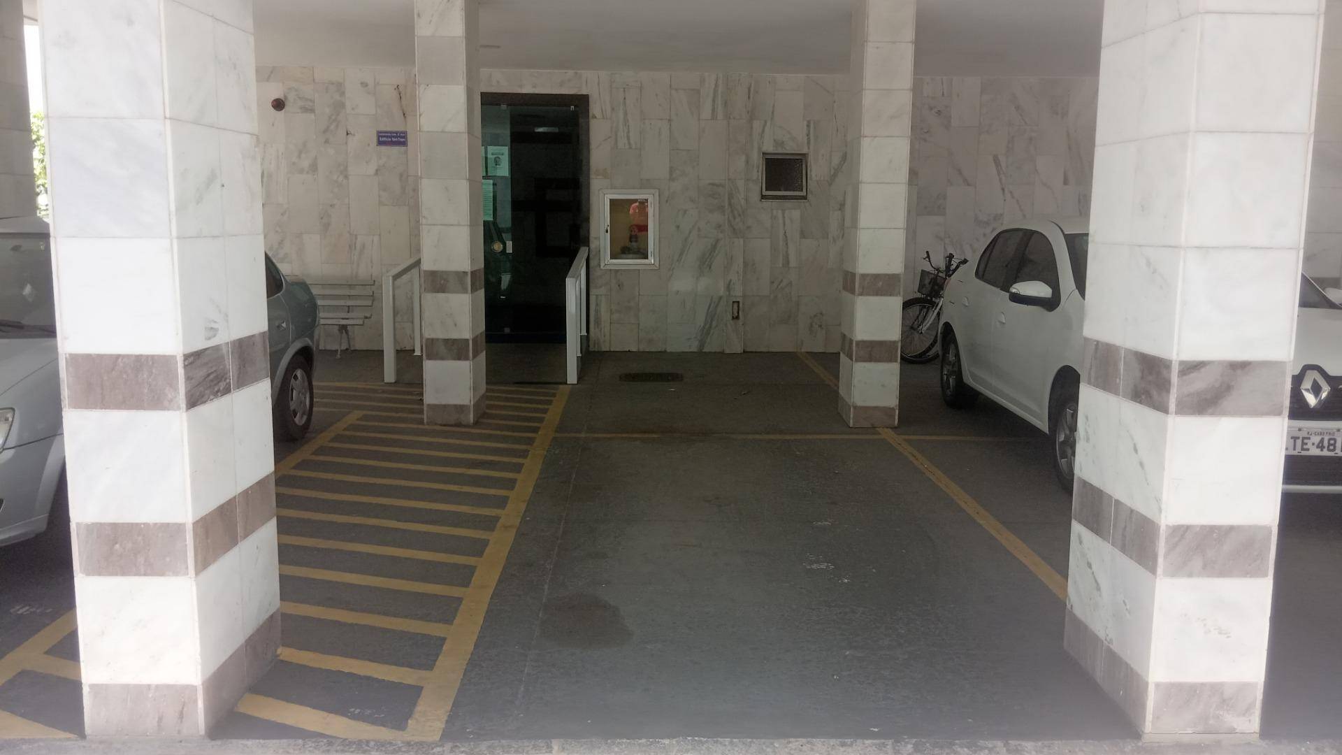 Apartamento à venda com 3 quartos, 164m² - Foto 28