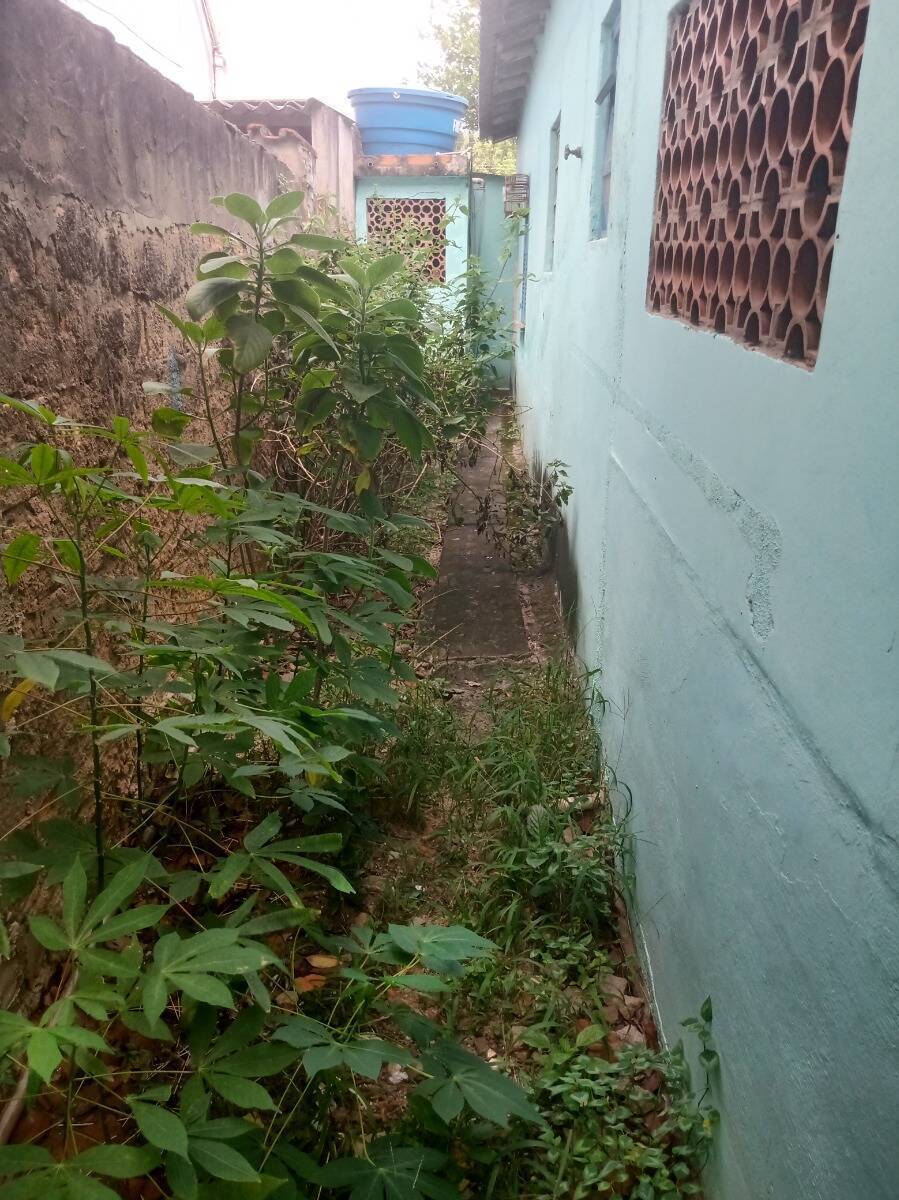Casa à venda com 3 quartos, 83m² - Foto 11